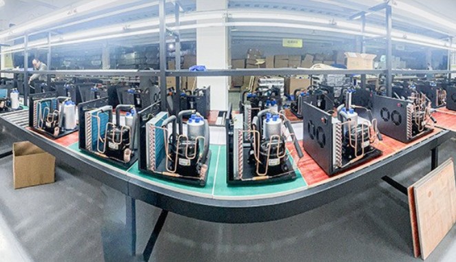0.5 HP chiller unit undergoing factory quality inspection